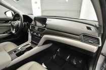 2020 Honda Accord Hybrid EX L 4dr Sedan - photothumb 12