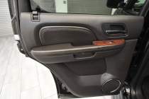 2011 Cadillac Escalade Luxury AWD 4dr SUV - photothumb 13
