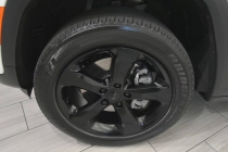 2023 Jeep Grand Cherokee 4XE - photothumb 8
