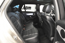 2019 Mercedes-Benz GLC GLC 300 4MATIC AWD 4dr SUV - photothumb 16