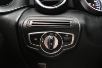2019 Mercedes-Benz GLC GLC 300 4MATIC AWD 4dr SUV - photothumb 28