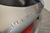 2019 Mercedes-Benz GLC GLC 300 4MATIC AWD 4dr SUV - photothumb 32