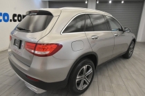 2019 Mercedes-Benz GLC GLC 300 4MATIC AWD 4dr SUV - photothumb 4