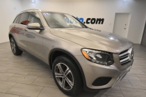 2019 Mercedes-Benz GLC GLC 300 4MATIC AWD 4dr SUV - photothumb 6