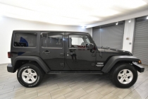 2017 Jeep Wrangler Unlimited Sport - photothumb 5