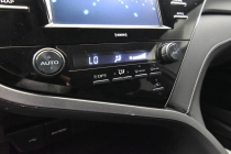 2020 Toyota Camry SE - photothumb 19