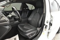 2020 Toyota Camry SE - photothumb 9