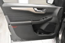 2022 Ford Escape Hybrid SEL AWD 4dr SUV - photothumb 11