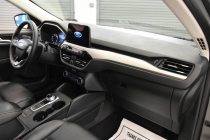 2022 Ford Escape Hybrid SEL AWD 4dr SUV - photothumb 14