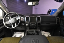 2016 RAM 1500 Sport 4x4 4dr Crew Cab 5.5 ft. SB Pickup - photothumb 16
