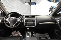 2016 Nissan Altima SR - photothumb 18