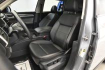 2023 Volkswagen Atlas V6 SE 4Motion AWD 4dr SUV w/Technology - photothumb 9