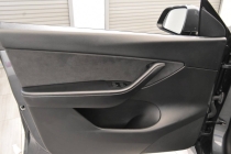 2022 Tesla Model Y Long Range AWD 4dr Crossover - photothumb 11