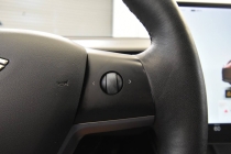 2022 Tesla Model Y Long Range AWD 4dr Crossover - photothumb 23