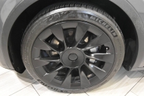 2022 Tesla Model Y Long Range AWD 4dr Crossover - photothumb 8