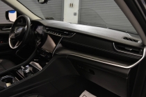 2022 Jeep Grand Cherokee L Limited 4x4 4dr SUV - photothumb 15