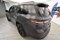 2022 Jeep Grand Cherokee L Limited 4x4 4dr SUV - photothumb 2
