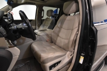 2019 Cadillac Escalade ESV Luxury 4x4 4dr SUV - photothumb 9