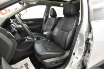 2016 Nissan Rogue SL - photothumb 8
