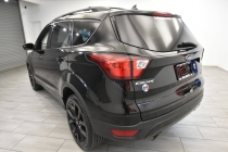 2019 Ford Escape SE AWD 4dr SUV - photothumb 2