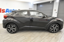 2020 Toyota C-HR XLE - photothumb 5