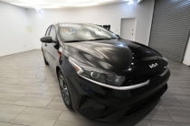 2023 Kia Forte LXS - photothumb 6