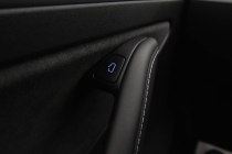 2023 Tesla Model Y Long Range - photothumb 23