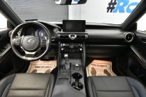 2021 Lexus IS 350 F SPORT AWD 4dr Sedan - photothumb 15