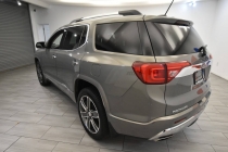 2019 GMC Acadia Denali 4x4 4dr SUV - photothumb 2