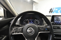 2020 Nissan Altima 2.5 SV AWD 4dr Sedan - photothumb 24