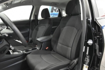 2023 Kia Forte LXS - photothumb 10