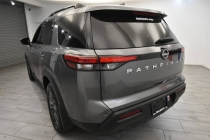 2022 Nissan Pathfinder SV AWD 4dr SUV - photothumb 2