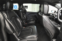 2023 Chrysler Pacifica Plug-In Hybrid Touring L 4dr Mini Van - photothumb 16