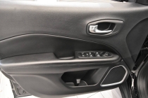 2018 Jeep Compass Altitude - photothumb 12