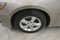 2023 Chevrolet Malibu LT 4dr Sedan w/1LT - photothumb 9