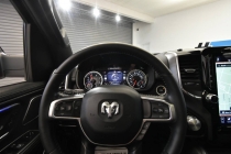 2021 RAM 1500 Laramie 4x4 4dr Crew Cab 5.6 ft. SB Pickup - photothumb 26