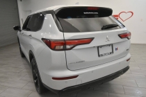 2024 Mitsubishi Outlander SE - photothumb 2
