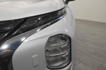 2024 Mitsubishi Outlander SE - photothumb 8