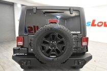 2015 Jeep Wrangler Unlimited Sahara - photothumb 3