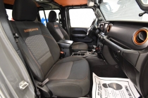 2021 Jeep Gladiator Mojave 4x4 4dr Crew Cab 5.0 ft. SB - photothumb 18