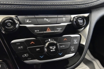 2023 Chrysler Pacifica Plug-In Hybrid Touring L 4dr Mini Van - photothumb 18