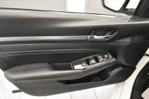 2020 Nissan Altima 2.5 SV AWD 4dr Sedan - photothumb 12