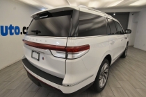 2022 Lincoln Navigator Reserve 4x4 4dr SUV - photothumb 4