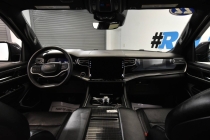 2022 Jeep Wagoneer Series II 4x4 4dr SUV - photothumb 19