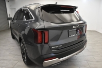 2024 Kia Sorento S AWD 4dr SUV - photothumb 2