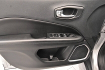 2020 Jeep Compass Altitude 4x4 4dr SUV - photothumb 12