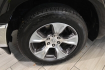 2021 RAM 1500 Laramie 4x4 4dr Crew Cab 5.6 ft. SB Pickup - photothumb 8