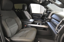 2021 RAM 1500 Big Horn 4x4 4dr Crew Cab 5.6 ft. SB Pickup - photothumb 14