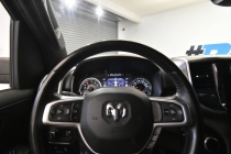 2021 RAM 1500 Big Horn 4x4 4dr Crew Cab 5.6 ft. SB Pickup - photothumb 23