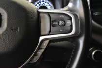 2021 RAM 1500 Big Horn 4x4 4dr Crew Cab 5.6 ft. SB Pickup - photothumb 25